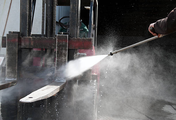 Best Machinery and Equipment Cleaning  in Menasha, WI